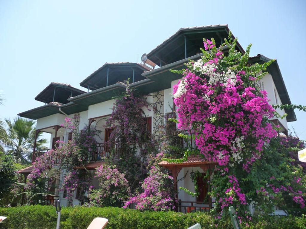 B.C. Alya Hotel Дальян Экстерьер фото